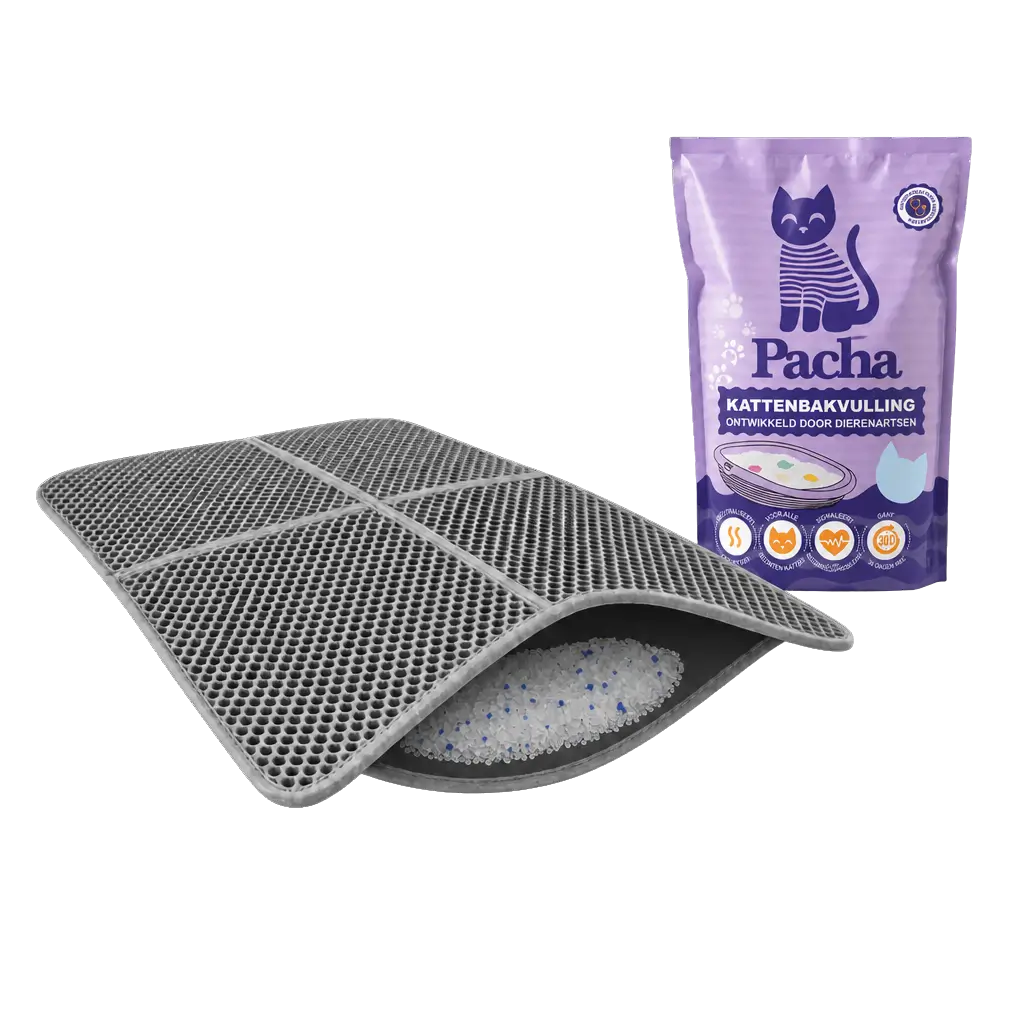 XL-mat van Pacha opengeklapt boven silicagel-kristallen, naast zak Pacha-kattenbakvulling
